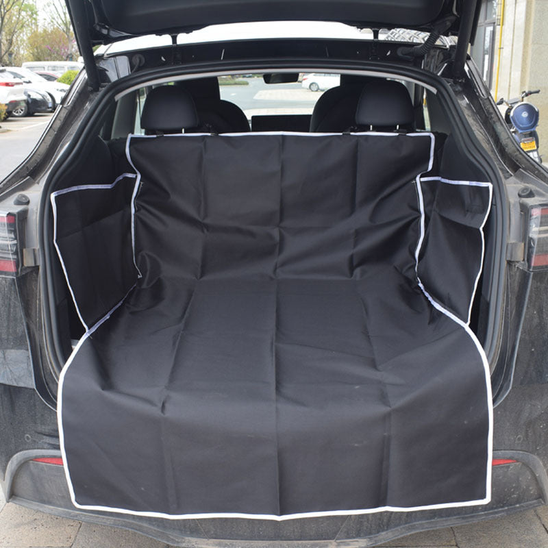 Rear seat protective dog mat vehicle coverage detail