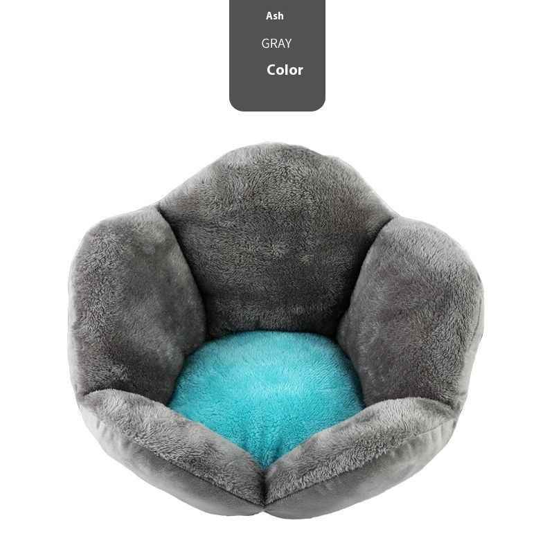 Cozy paw-shaped pet bed additional angle