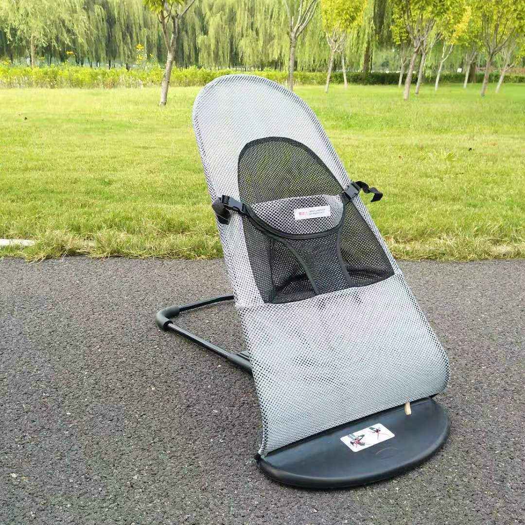 Portable rocking bed raised resting surface for small dogs